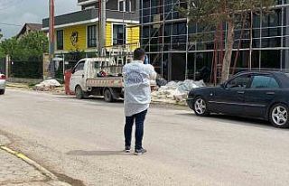 Elektrik akımına kapılan işçi, 3’üncü kattan...