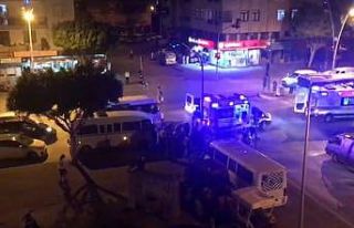 Elektrikli bisiklet devrildi: 2 yaralı