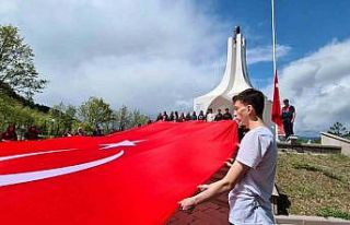 Emet’te Cevizdere Şehitliği’ne yürüyüş