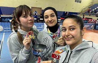 ERÜ Masa Tenisi takımı Türkiye şampiyonu oldu