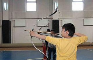 Erzincan’da minik ‘okçular’ yetişiyor