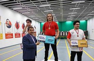 Esenlerli gençler, gençlik gününde doyasıya eğlendi