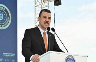 Esgin: "Millete muhalefet olmaz"