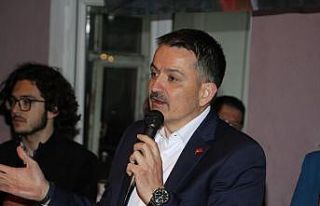 Eski bakan Pakdemirli Kula’da temaslarda bulundu