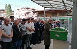 Evlatların en acı günü: Öldürülen annelerine...