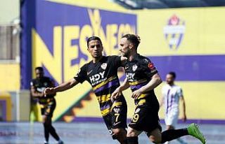 Eyüpspor, play-off ilk turunda Sakaryaspor’a konuk...