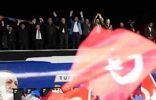 Fadıloğlu: “Biz, vatandaşımızın emrinizdeyiz”