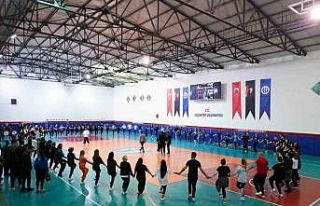 Fadıloğlu, spor camiası ile buluştu