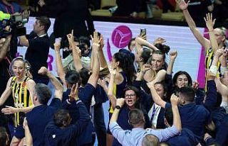 Fenerbahçe Kadın Voleybol Takımı şampiyon oldu