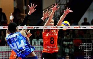 Fenerbahçe Opet, final serisinde 2-0 öne geçti