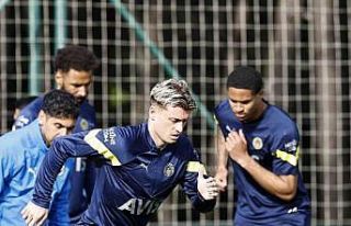Fenerbahçe, Trabzonspor maçı hazırlıklarını...