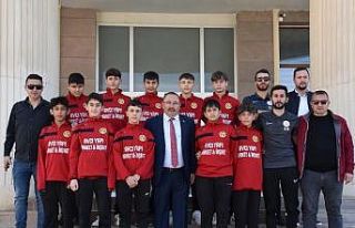 Futsal Yıldızlar Takımı’ndan nağmalup şampiyon...
