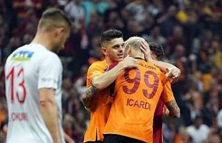 Galatasaray ligde evindeki yenilmezliğini 16 maça...