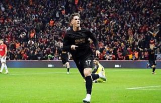 Galatasaray’ın İtalyan yıldızı Nicolo Zaniolo,...