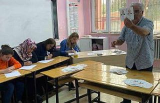 Gaziantep’te oy verme bitti sayım başladı