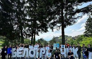 Gediz Atatürk Ortaokulu Bulgaristan’dan döndü