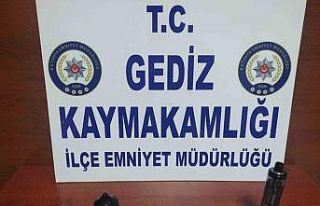 Gediz polisi uyuşturucuya geçit vermiyor