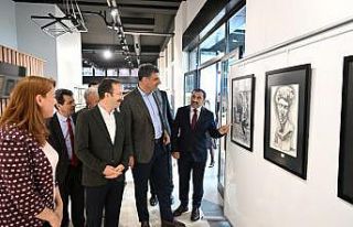 Genç yeteneklerin sergisi ilgi gördü