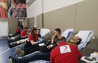 Gençlerden hedef 19 Mayıs’ta 1919 ünite kan bağışı