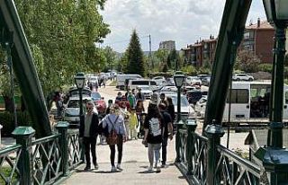 Güneşli havayı fırsat bilen vatandaşlar soluğu...