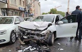 Güngören’de zincirleme kaza: 1’i ağır 2 yaralı