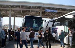 Hatay otogarında depremzedelerin seçim yoğunluğu