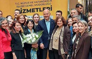 İçişleri Bakanı Soylu, nüfusmatik cihazını...