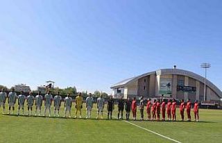 Iğdır FK’nın galibiyet kutlaması şehitlerden...