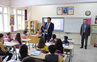 İl Milli Eğitim Müdürü verdiği sözü tuttu,...