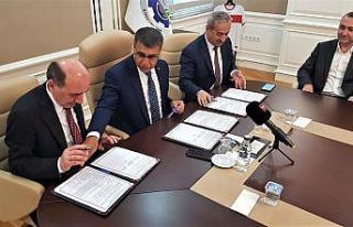 İmzalar Demirçelik Anadolu Lisesi için atıldı