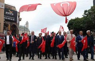 İnegöl’de 19 Mayıs coşkusu sokaklara taştı