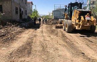 İpekyolu’nda yeni yol çalışmaları devam ediyor