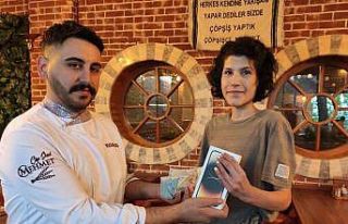 İplik gibi kadın yediği çöp şişlerle rekor...