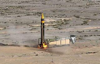 İran, dördüncü nesil balistik füze tanıtımı