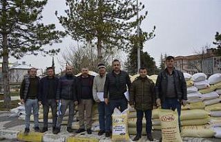 Ispartalı üreticilere tohum desteği