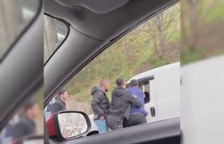 İstanbul’da trafikte yumruklu ve sopalı kavga