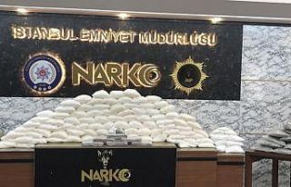 İstanbul’da uyuşturucu tacirlerine darbe üstüne...