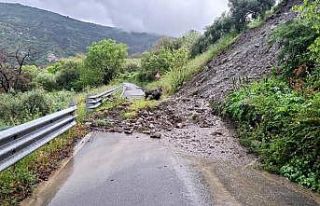 İtalya’da şiddetli yağış, sel ve toprak kaymasına...