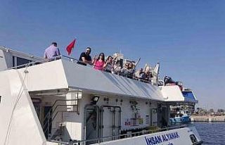 İzmir-Midilli seferlerinde gençlere yüzde 50 indirim