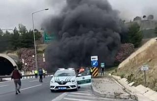 İzmir’de tünelde tır yandı, 17 kişi dumandan...