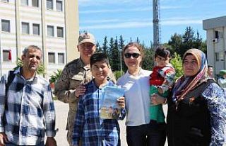 Jandarma özel çocukları unutmadı