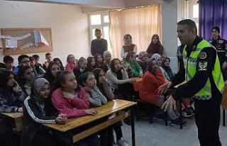 Jandarmanın trafik dedektifi eğitimleri sürüyor