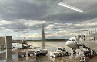 Japonya’yı hortum vurdu