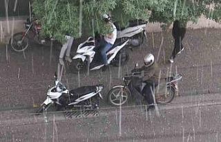 Kaçacak delik aradılar