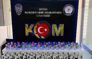 Kaçak elektronik sigaralarla yakalandılar