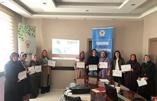 Kadınlara kaz yetiştiriciliği eğitimi