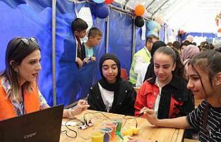 Kahta’da Beşminare Bilim Şenliği düzenlendi