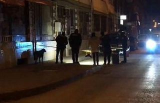 Kaldırımda yürürken husumetlisinin silahla ateş...