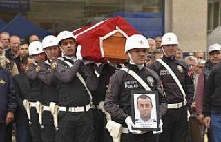 Kalp krizinden hayatını kaybeden polis için tören...