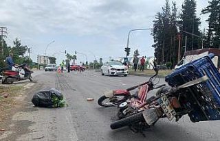 Kask motosiklet sürücüsünün hayatını kurtardı